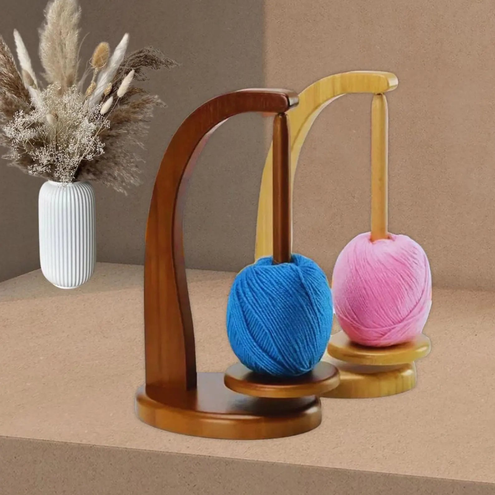 Magnetic Wooden Yarn Holder – Smooth, Tangle-Free Knitting &Crochet